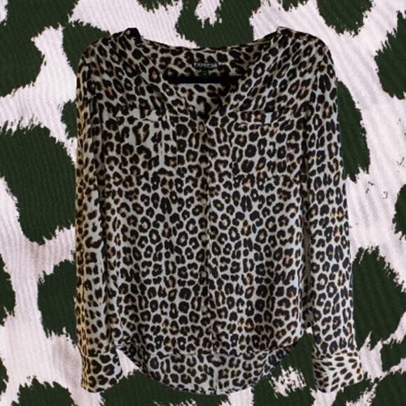 Express XS long sleeve animal print polyester front chest pockets woman's blouse - Picture 1 of 1